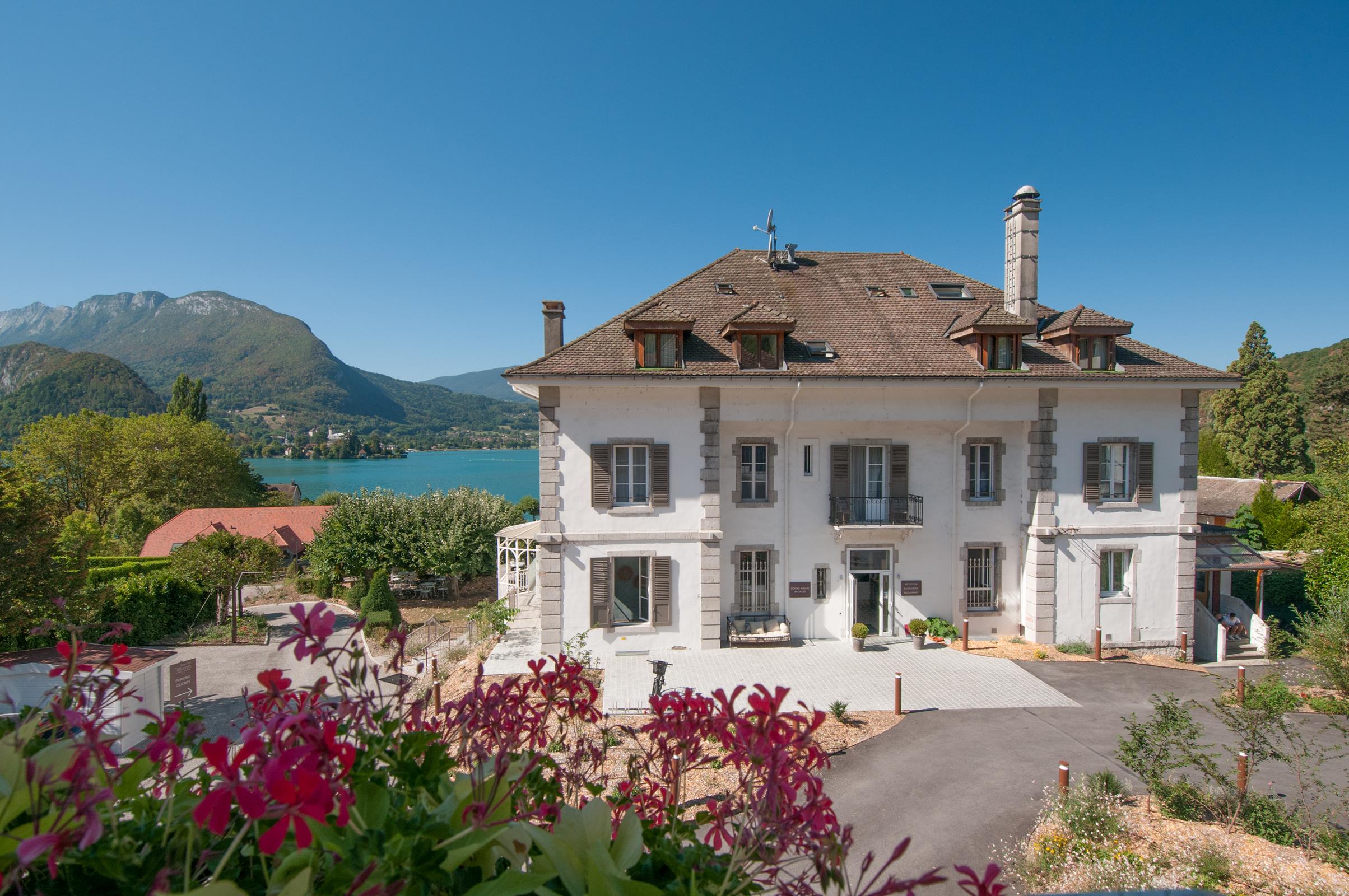 5 excellentes raisons d’organiser son prochain séminaire dans notre hôtel au bord du lac d’Annecy